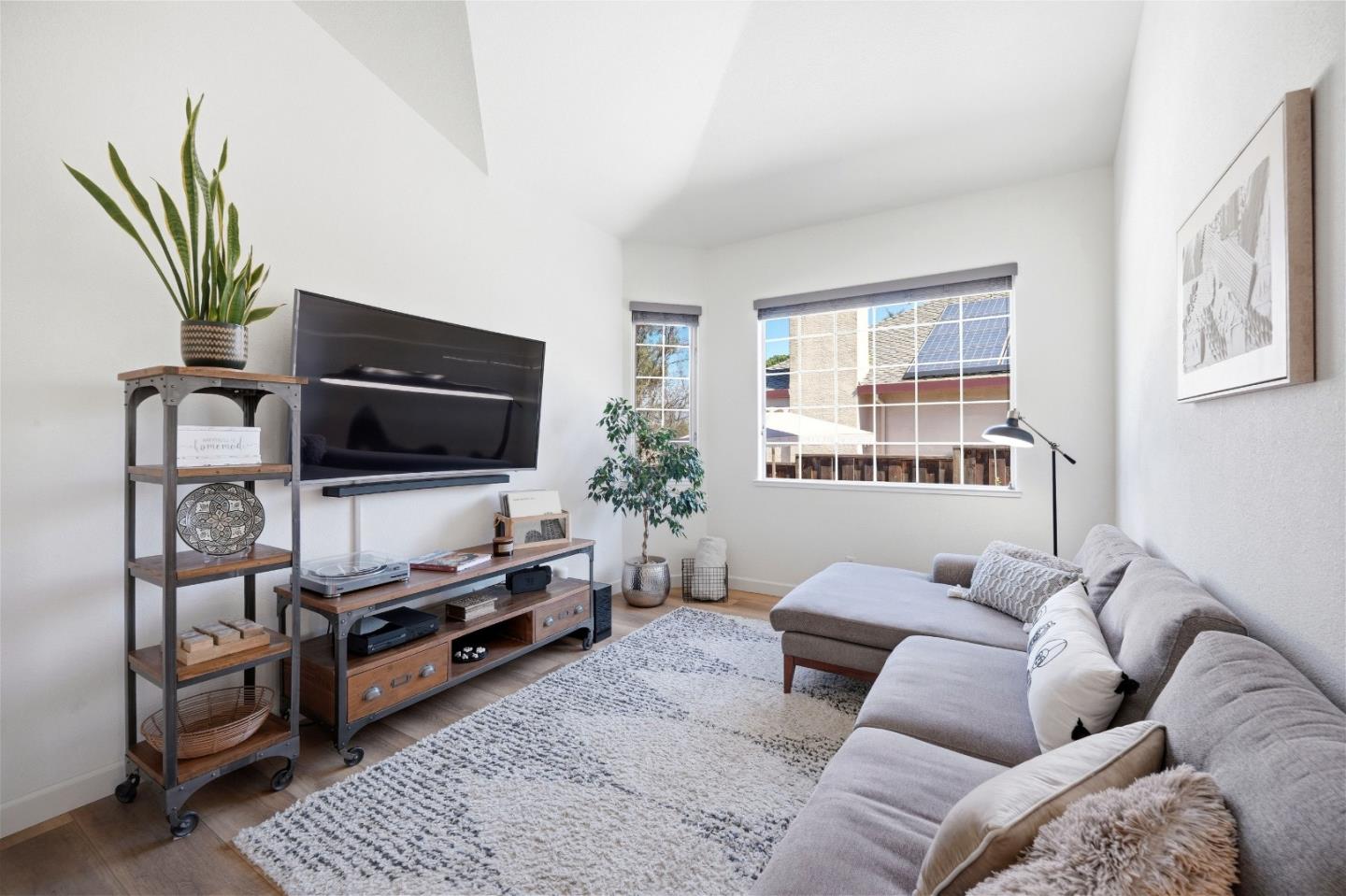 Detail Gallery Image 23 of 55 For 1355 Sonnys Way, Hollister,  CA 95023 - 4 Beds | 3 Baths