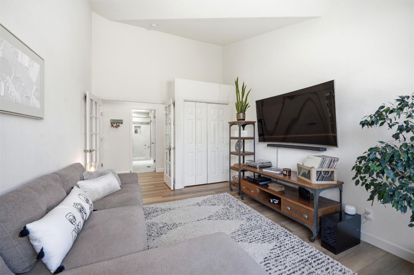 Detail Gallery Image 24 of 55 For 1355 Sonnys Way, Hollister,  CA 95023 - 4 Beds | 3 Baths