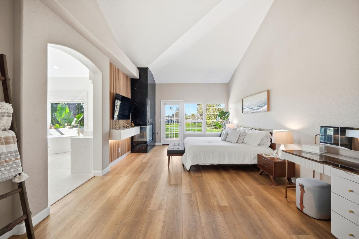 Detail Gallery Image 26 of 55 For 1355 Sonnys Way, Hollister,  CA 95023 - 4 Beds | 3 Baths