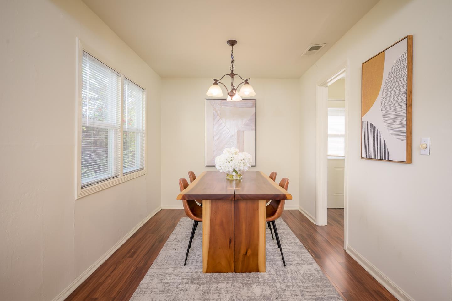 Detail Gallery Image 12 of 30 For 2704 Louis Rd, Palo Alto,  CA 94303 - 3 Beds | 2 Baths