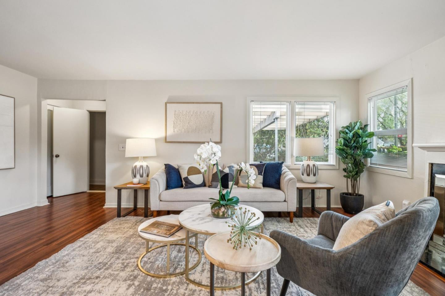 Detail Gallery Image 15 of 30 For 2704 Louis Rd, Palo Alto,  CA 94303 - 3 Beds | 2 Baths