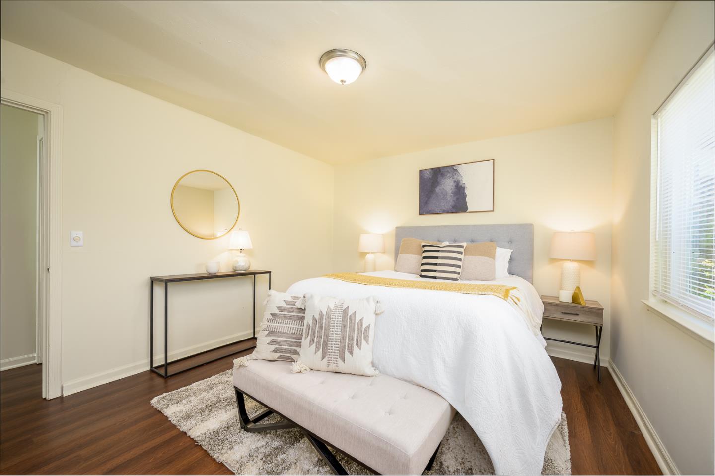 Detail Gallery Image 17 of 30 For 2704 Louis Rd, Palo Alto,  CA 94303 - 3 Beds | 2 Baths