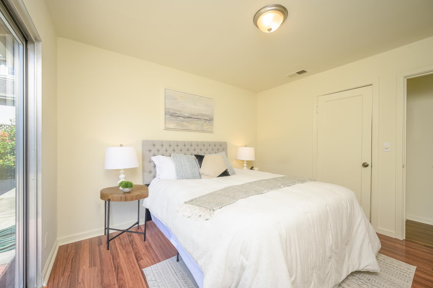 Detail Gallery Image 18 of 30 For 2704 Louis Rd, Palo Alto,  CA 94303 - 3 Beds | 2 Baths