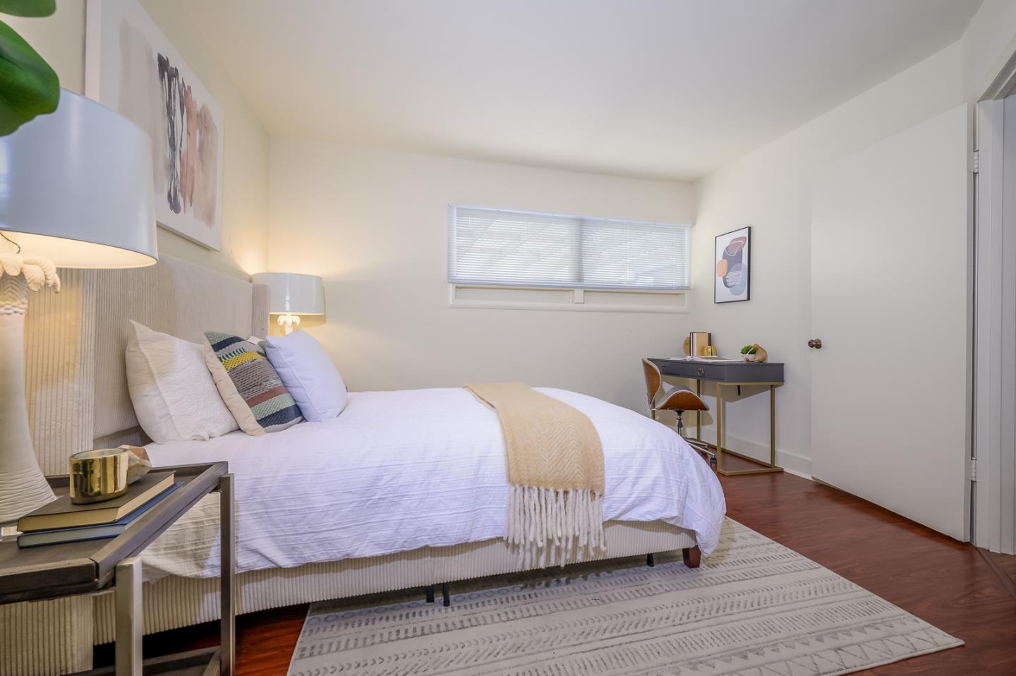 Detail Gallery Image 20 of 30 For 2704 Louis Rd, Palo Alto,  CA 94303 - 3 Beds | 2 Baths