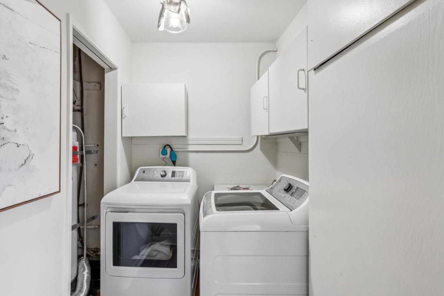 Detail Gallery Image 24 of 30 For 2704 Louis Rd, Palo Alto,  CA 94303 - 3 Beds | 2 Baths