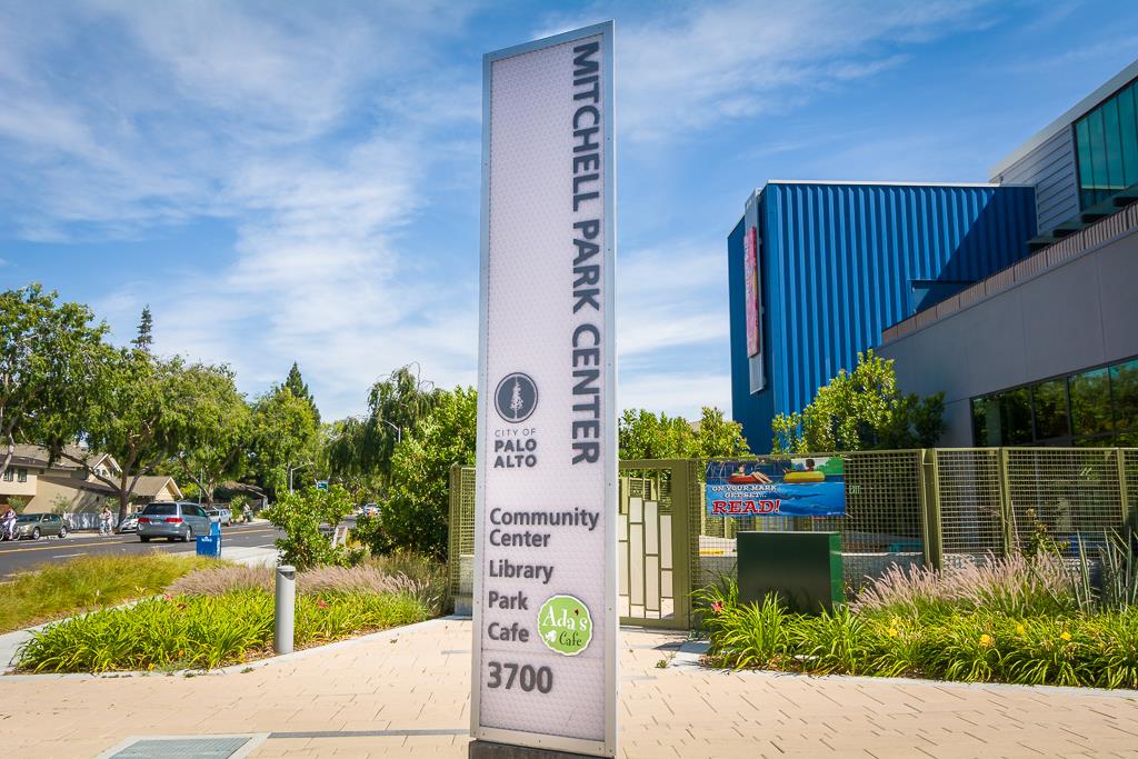 Detail Gallery Image 27 of 30 For 2704 Louis Rd, Palo Alto,  CA 94303 - 3 Beds | 2 Baths