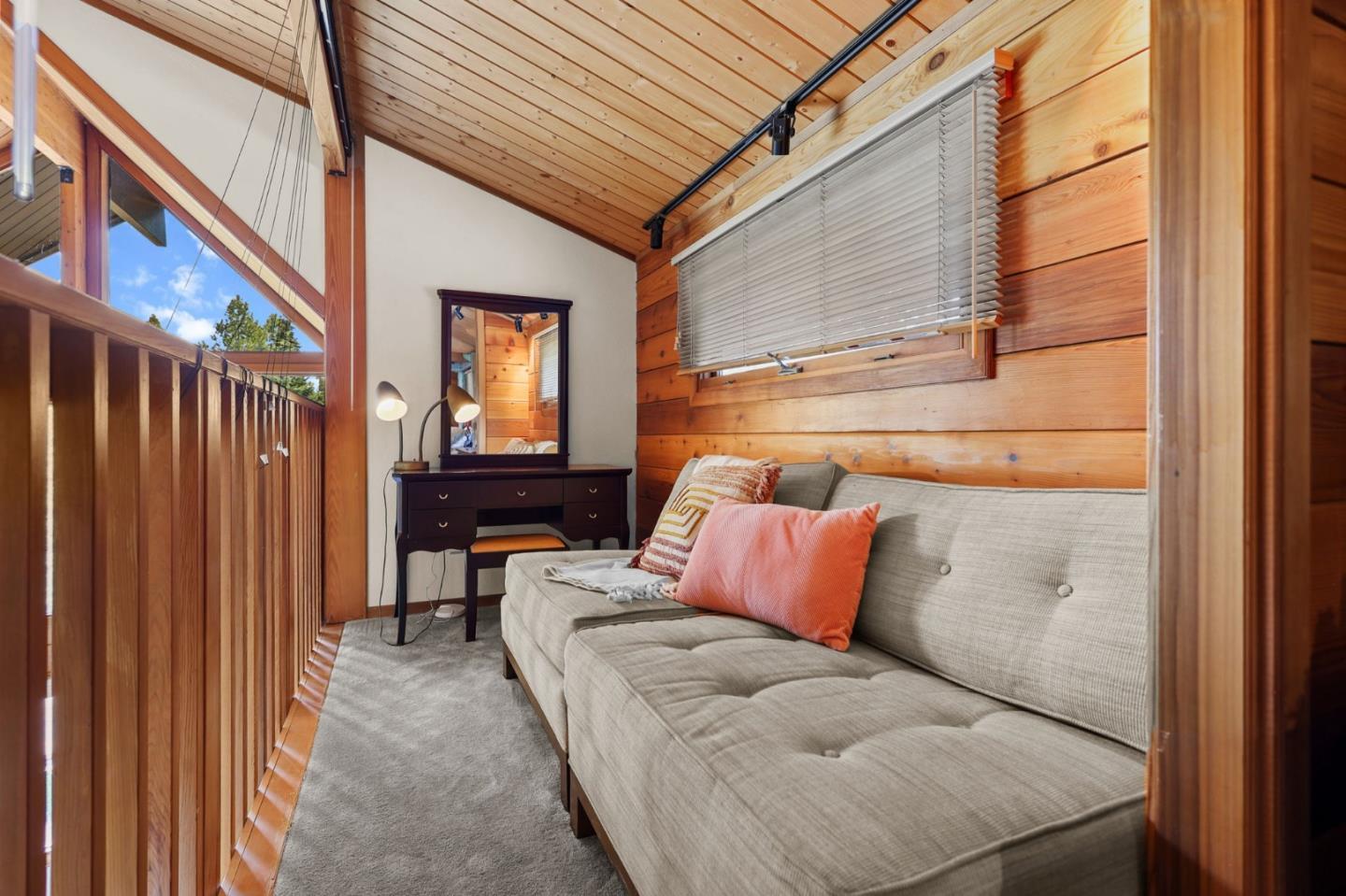 Detail Gallery Image 29 of 60 For 523 Peninsula Dr, Lake Almanor,  CA 96137 - 4 Beds | 3 Baths