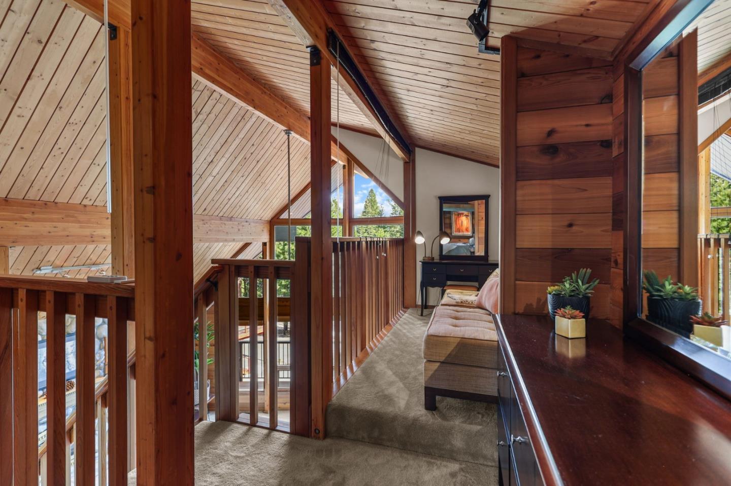 Detail Gallery Image 30 of 60 For 523 Peninsula Dr, Lake Almanor,  CA 96137 - 4 Beds | 3 Baths