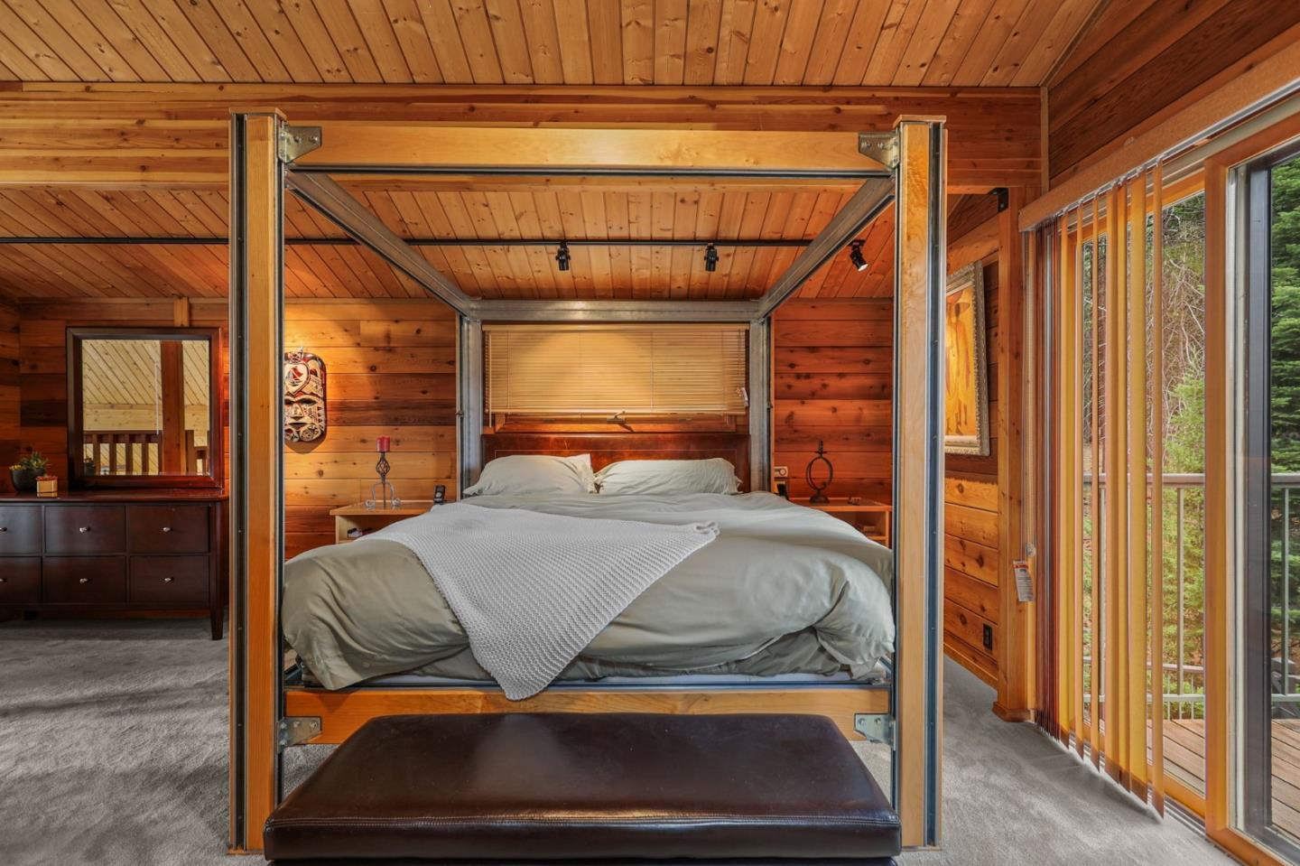 Detail Gallery Image 34 of 60 For 523 Peninsula Dr, Lake Almanor,  CA 96137 - 4 Beds | 3 Baths