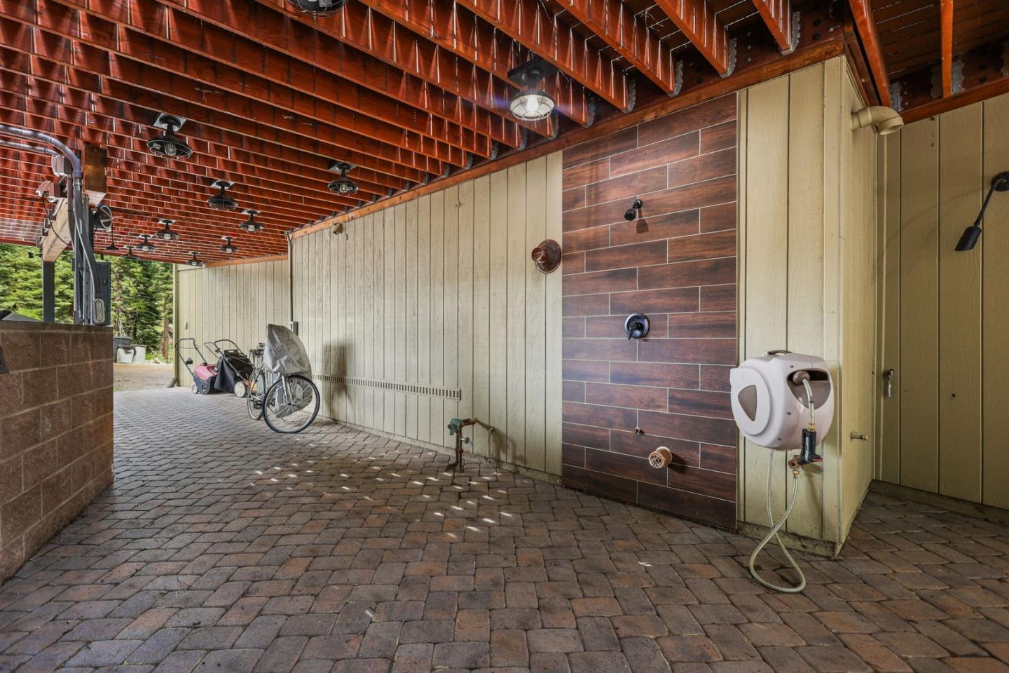 Detail Gallery Image 51 of 60 For 523 Peninsula Dr, Lake Almanor,  CA 96137 - 4 Beds | 3 Baths