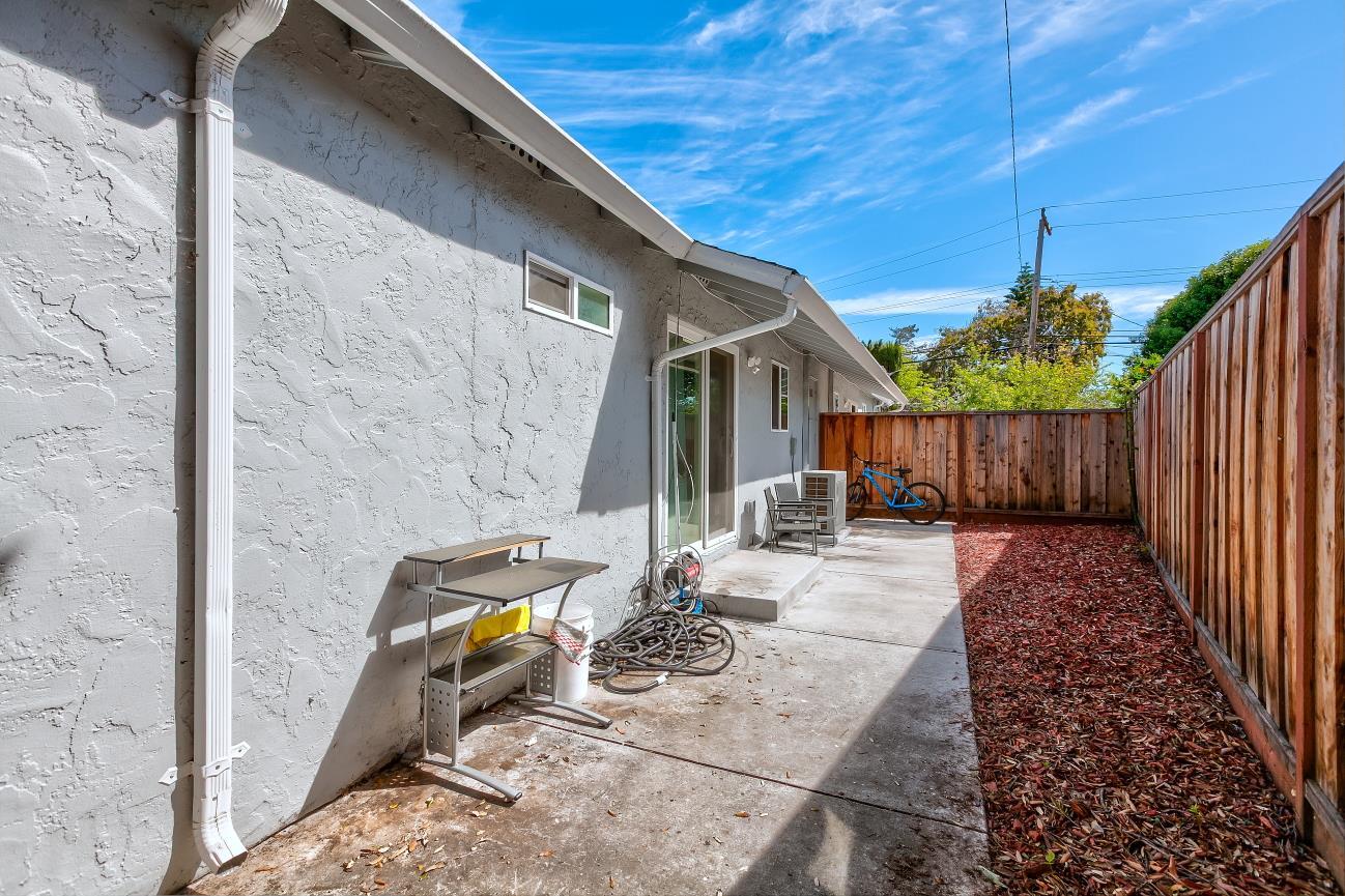 Detail Gallery Image 18 of 30 For 686-688 San Luisito Way, Sunnyvale,  CA 94085 - 6 Beds | 4 Baths