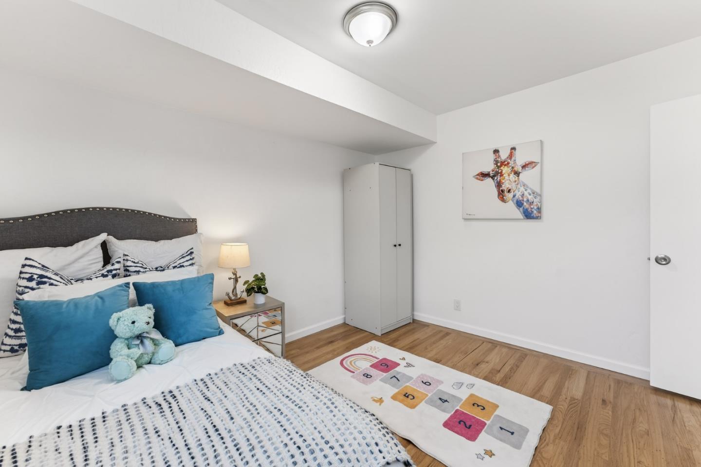 Detail Gallery Image 19 of 30 For 779 Broadmoor, San Jose,  CA 95129 - 4 Beds | 2 Baths