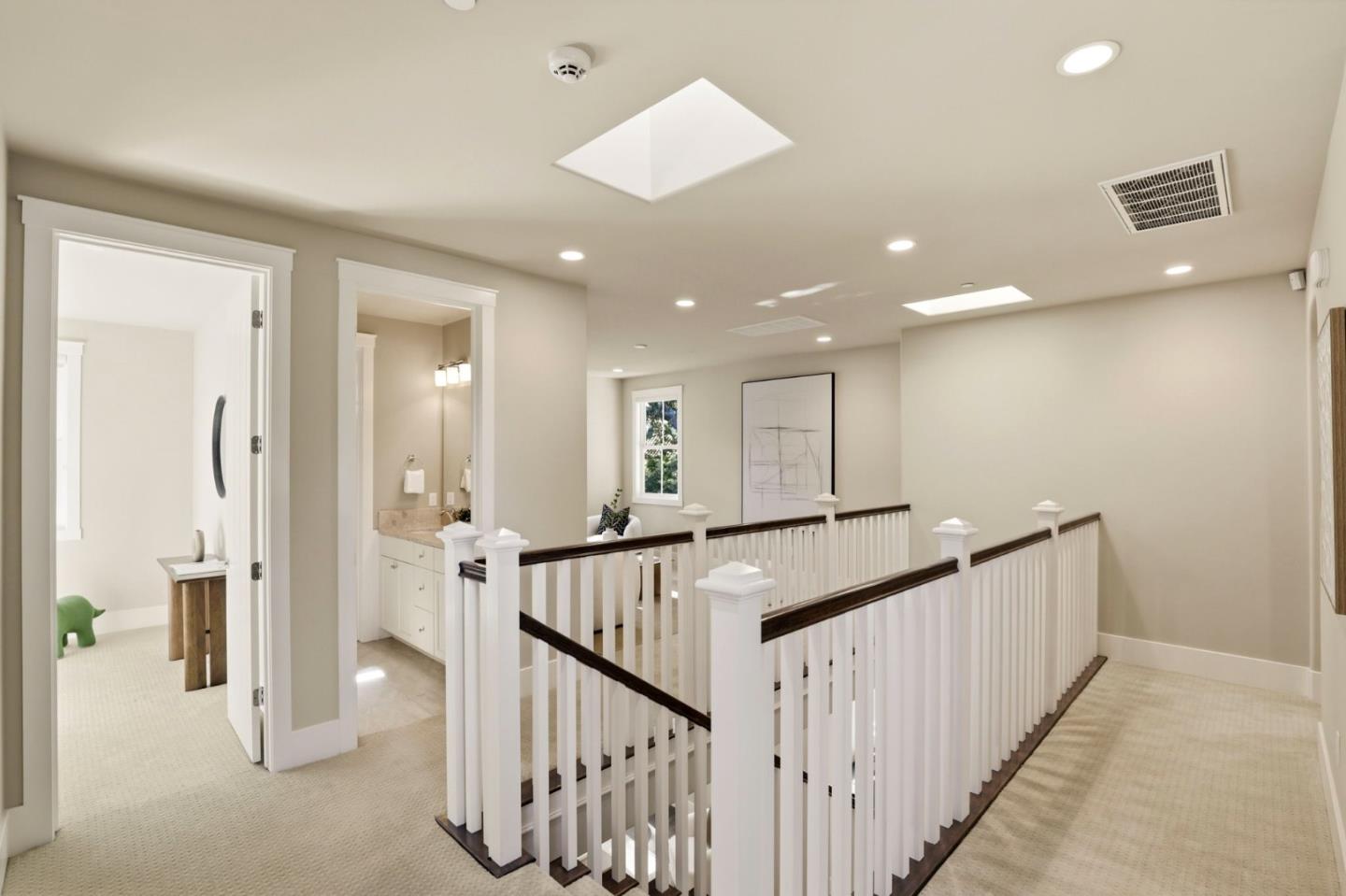 Detail Gallery Image 23 of 47 For 38 Liberty Hall Ln, Redwood City,  CA 94062 - 4 Beds | 4/1 Baths