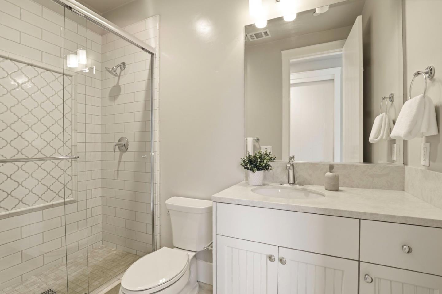 Detail Gallery Image 36 of 47 For 38 Liberty Hall Ln, Redwood City,  CA 94062 - 4 Beds | 4/1 Baths