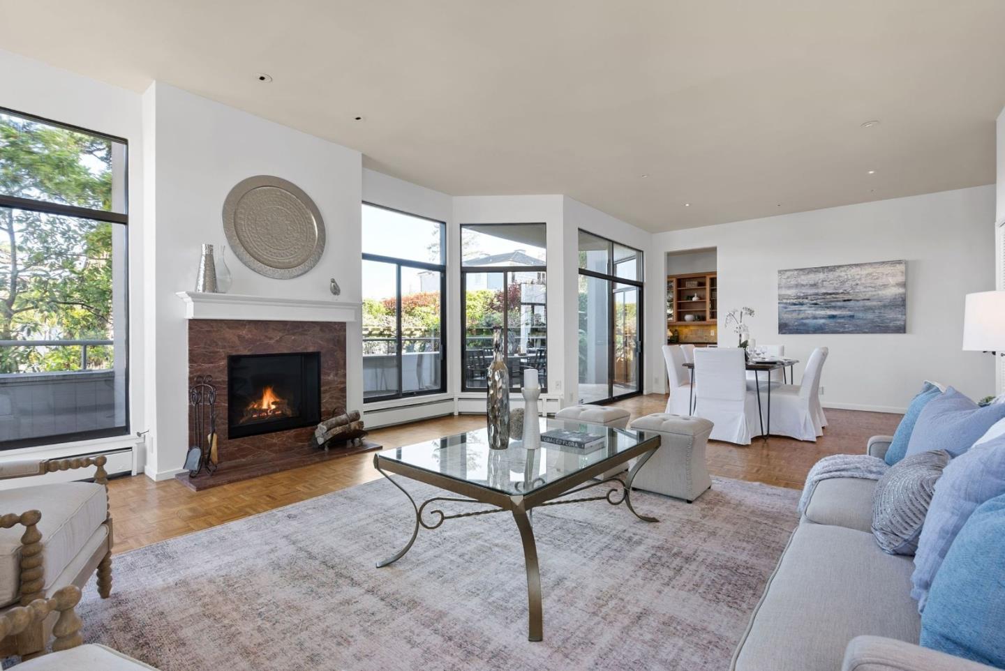 Detail Gallery Image 15 of 53 For 2390 Hyde St 1a,  San Francisco,  CA 94109 - 3 Beds | 2 Baths