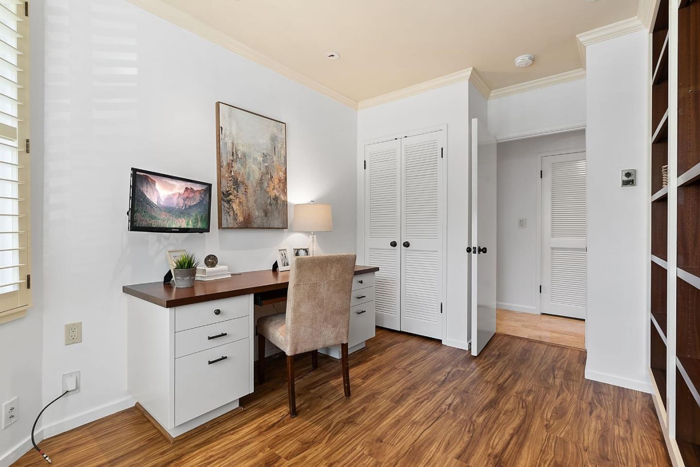 Detail Gallery Image 38 of 53 For 2390 Hyde St 1a,  San Francisco,  CA 94109 - 3 Beds | 2 Baths