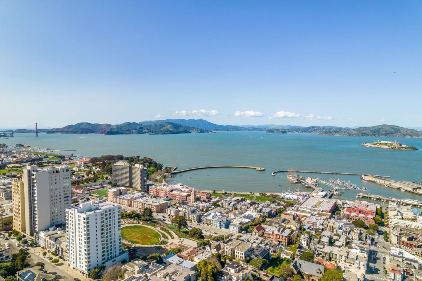 Detail Gallery Image 49 of 53 For 2390 Hyde St 1a,  San Francisco,  CA 94109 - 3 Beds | 2 Baths