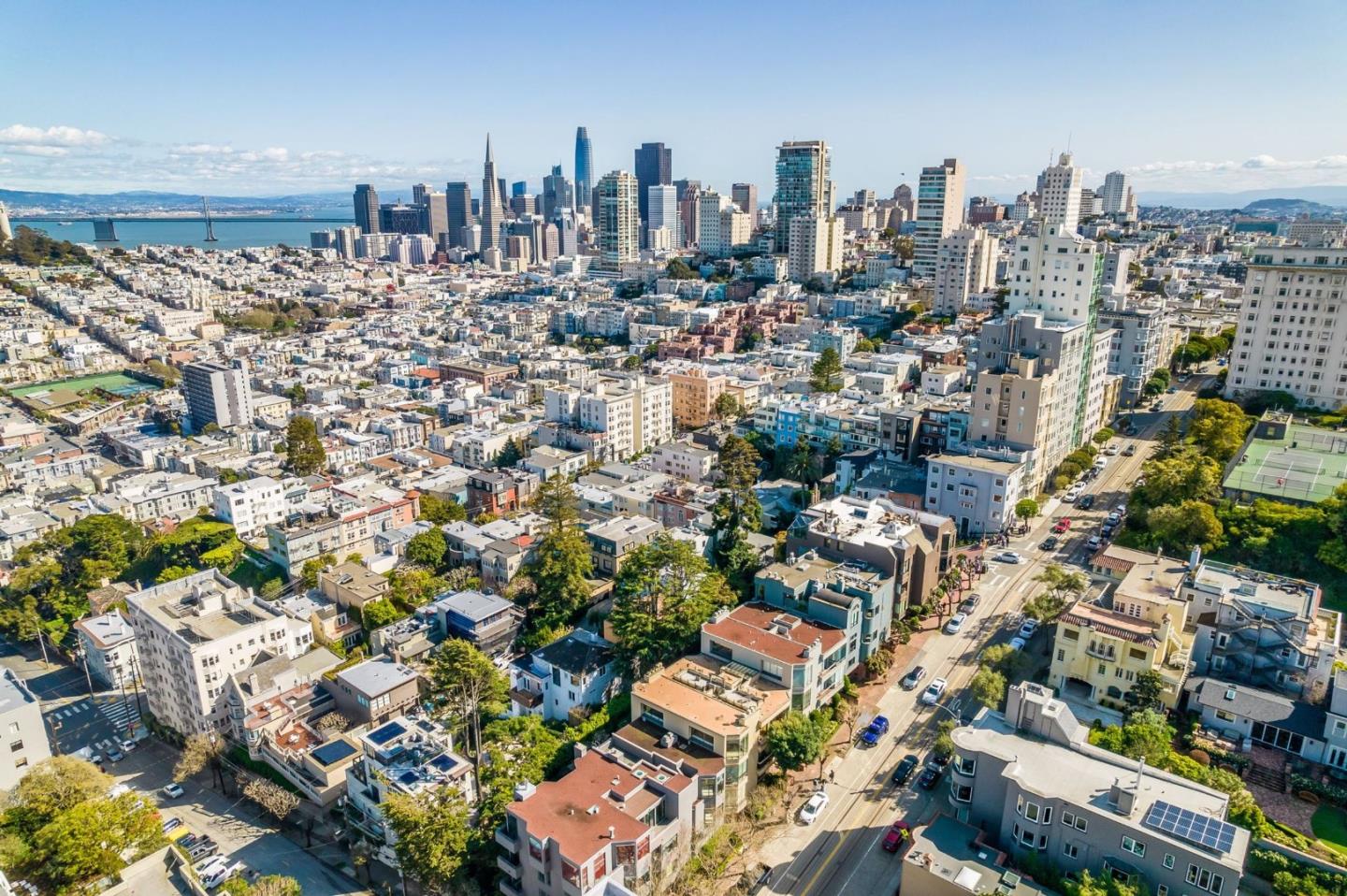 Detail Gallery Image 51 of 53 For 2390 Hyde St 1a,  San Francisco,  CA 94109 - 3 Beds | 2 Baths