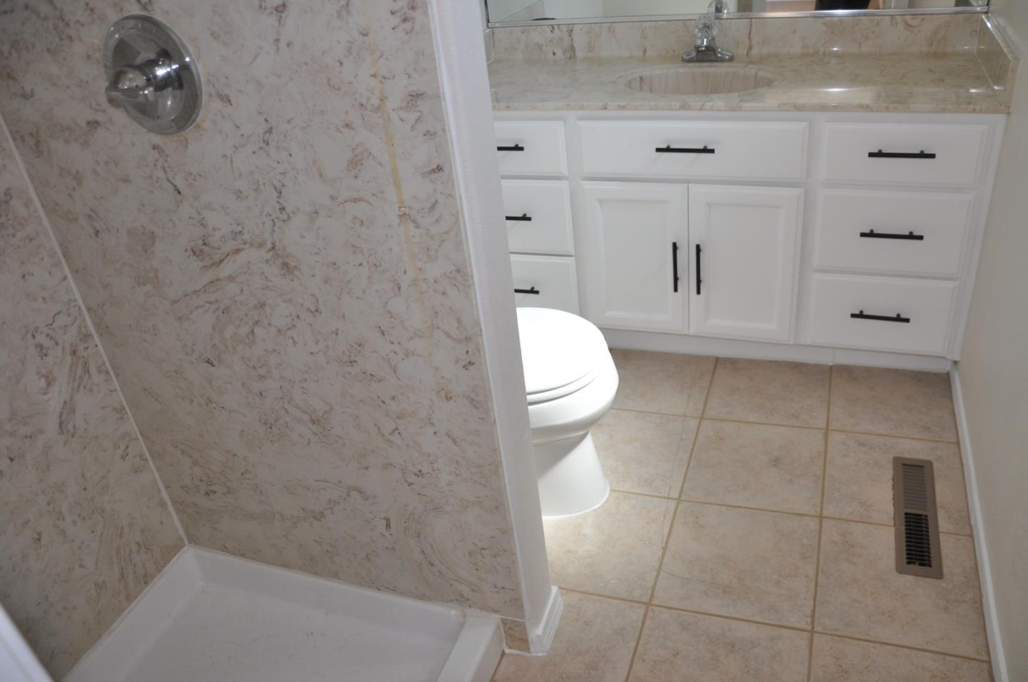 Detail Gallery Image 10 of 16 For 3248 Rocky Mountain Dr, San Jose,  CA 95127 - 3 Beds | 2 Baths