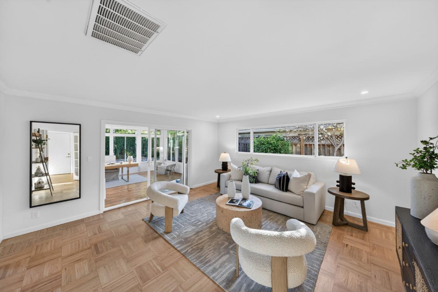 Detail Gallery Image 21 of 48 For 1241 Levin Ave, Mountain View,  CA 94040 - 4 Beds | 2/1 Baths