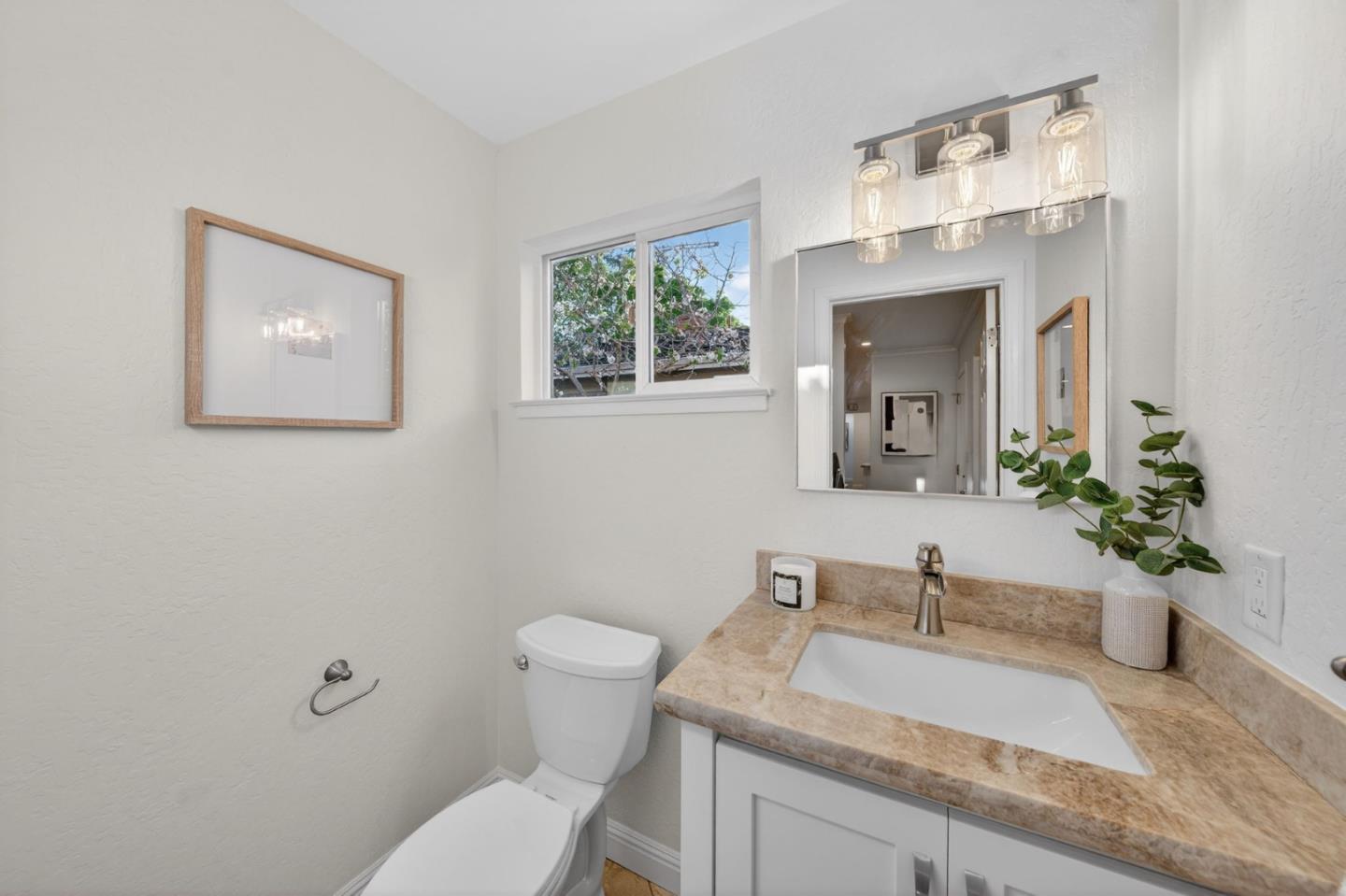Detail Gallery Image 32 of 48 For 1241 Levin Ave, Mountain View,  CA 94040 - 4 Beds | 2/1 Baths