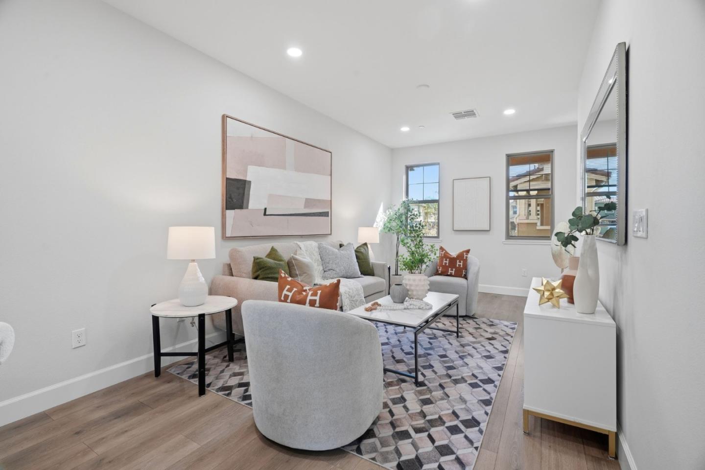 Detail Gallery Image 9 of 36 For 605 Cinnamon Cir, Mountain View,  CA 94043 - 2 Beds | 2/1 Baths