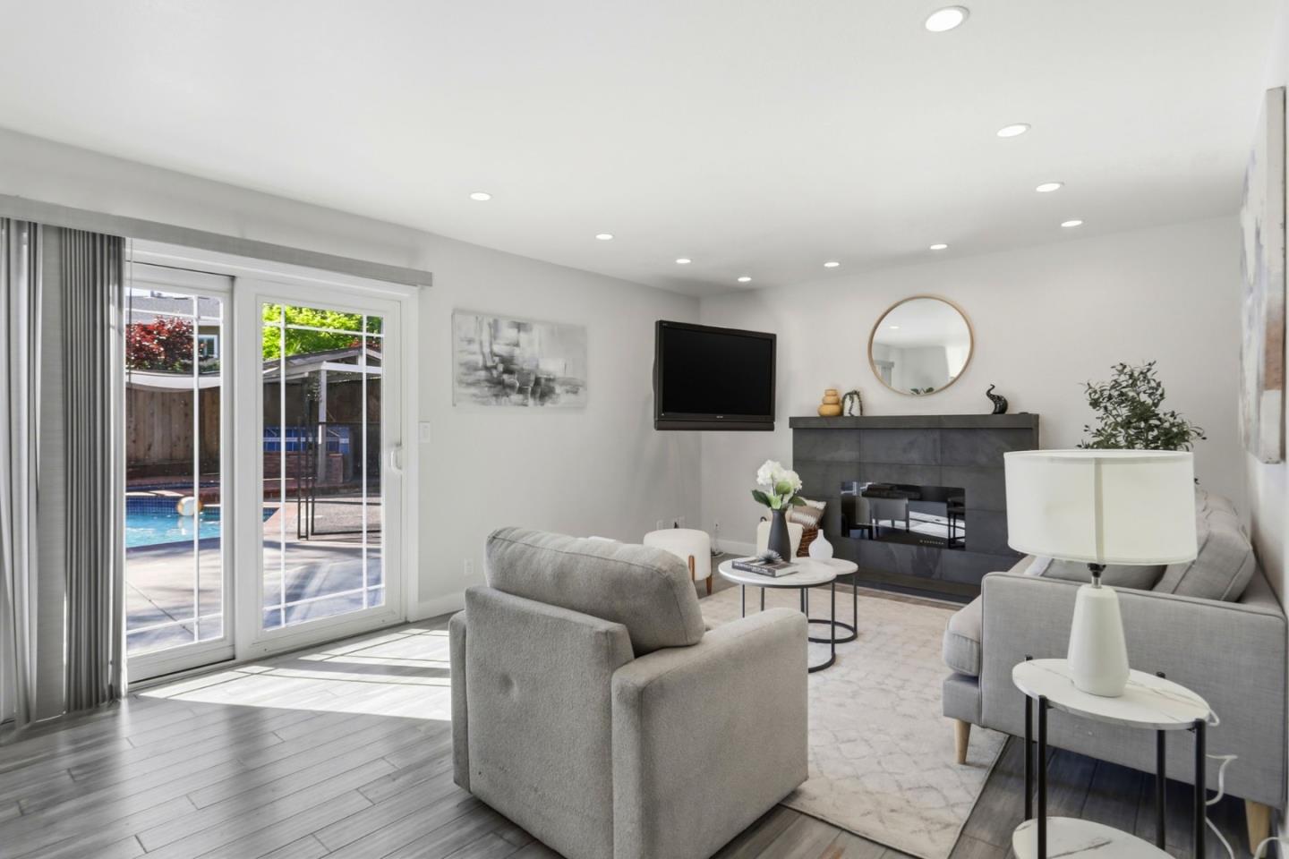 Detail Gallery Image 5 of 32 For 4669 Park Sutton Pl, San Jose,  CA 95136 - 4 Beds | 2/1 Baths