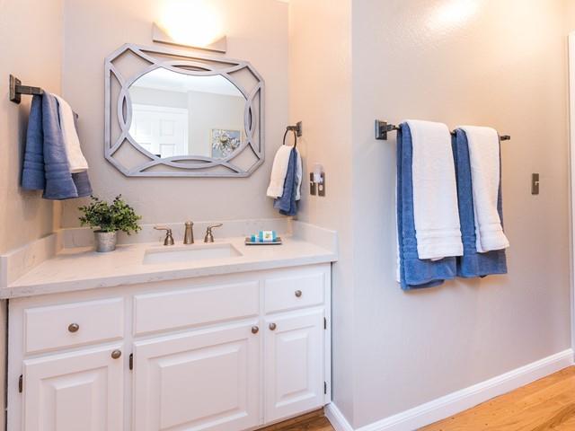 Detail Gallery Image 27 of 44 For 26756 Adams Rd, Los Gatos,  CA 95033 - 5 Beds | 4/1 Baths