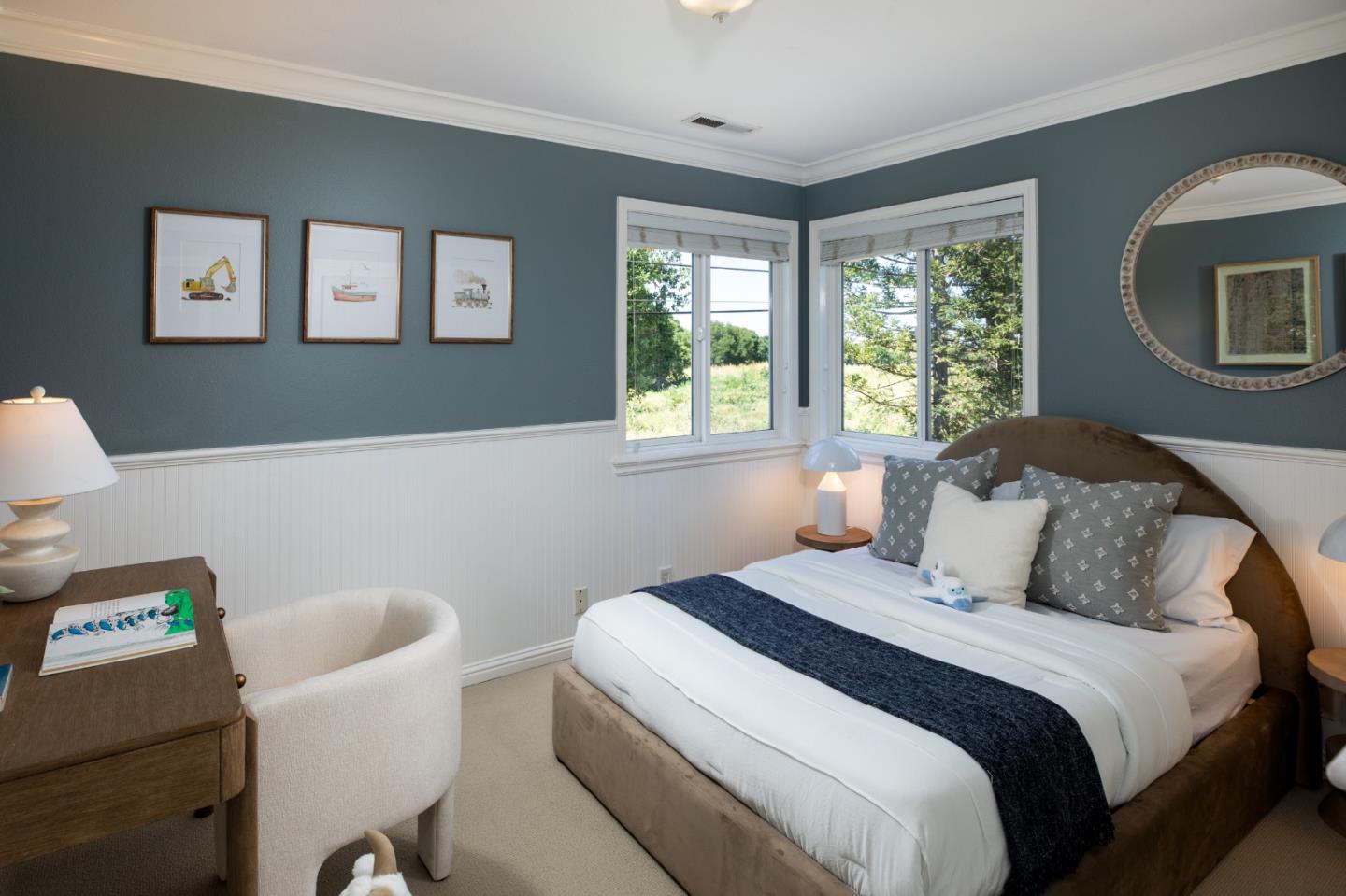 Detail Gallery Image 26 of 35 For 810 Arroyo Ct, Palo Alto,  CA 94306 - 5 Beds | 3/1 Baths