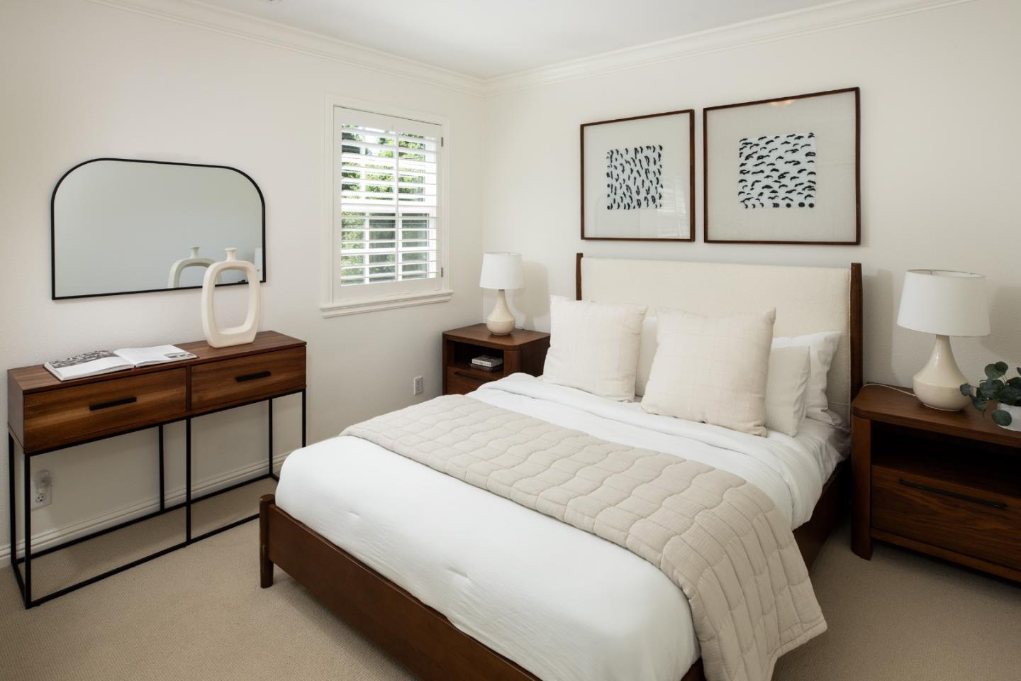 Detail Gallery Image 28 of 35 For 810 Arroyo Ct, Palo Alto,  CA 94306 - 5 Beds | 3/1 Baths