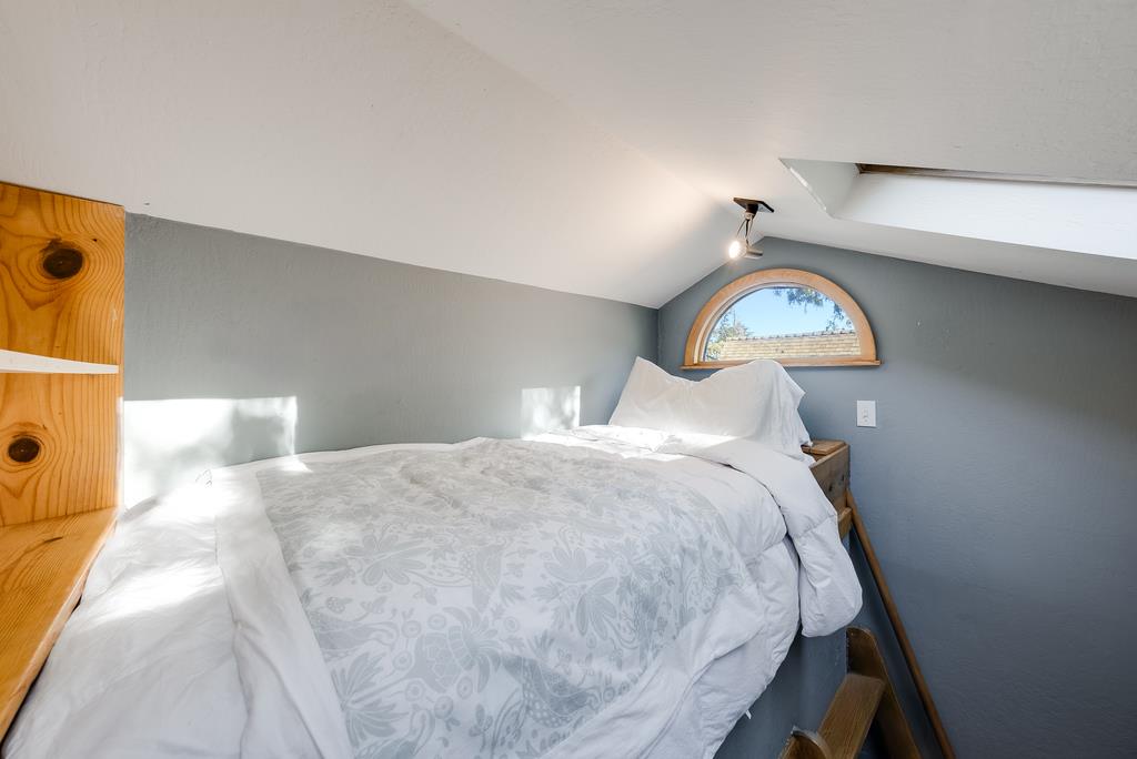 Detail Gallery Image 28 of 37 For 46 Beulah Dr, Santa Cruz,  CA 95060 - 2 Beds | 1 Baths