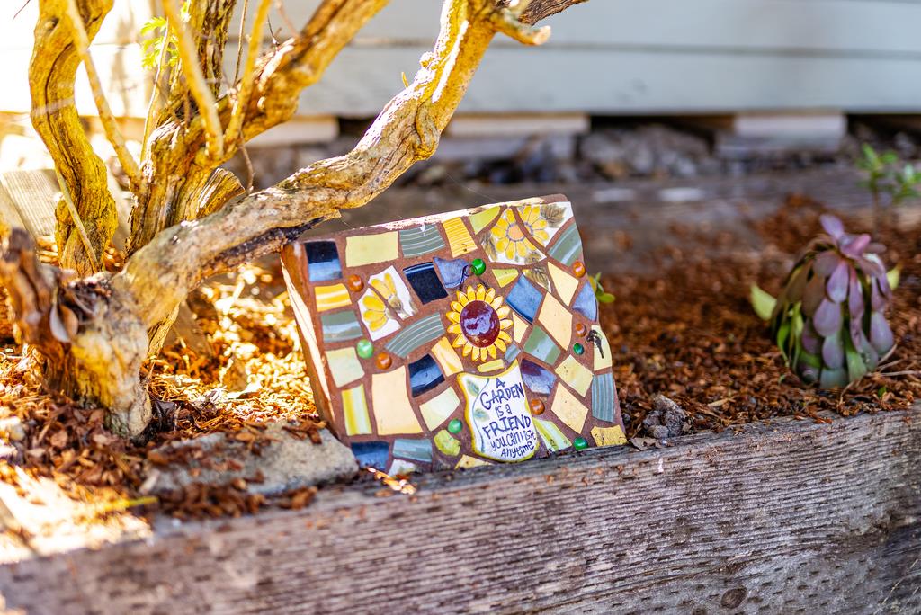 Detail Gallery Image 34 of 37 For 46 Beulah Dr, Santa Cruz,  CA 95060 - 2 Beds | 1 Baths