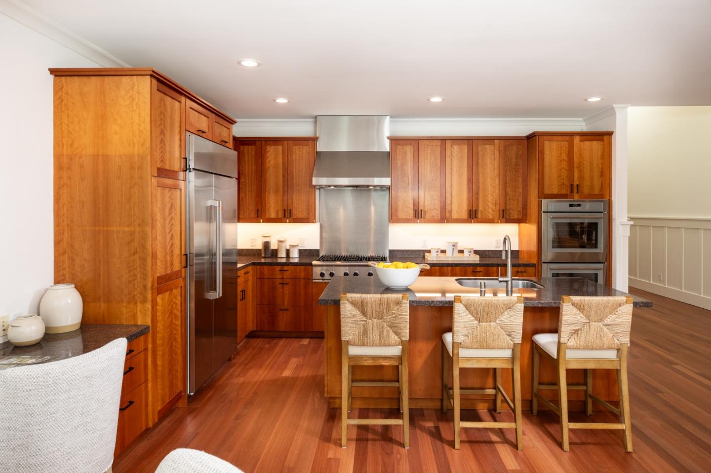 Detail Gallery Image 12 of 33 For 384 Hawthorne Ave, Los Altos,  CA 94022 - 4 Beds | 3/1 Baths