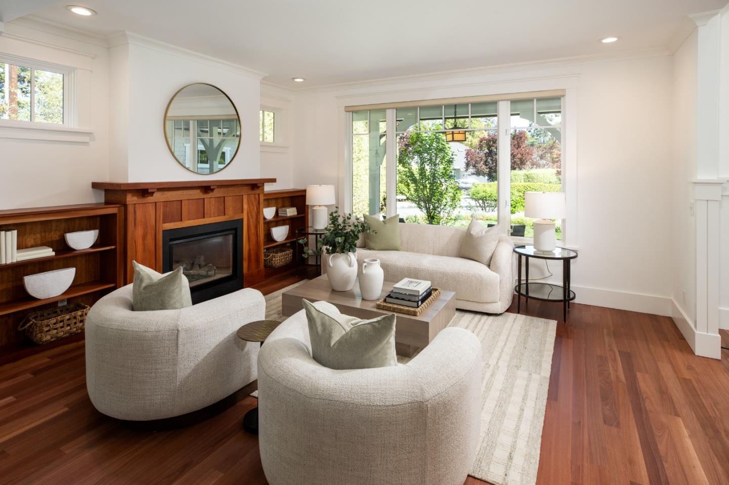 Detail Gallery Image 7 of 33 For 384 Hawthorne Ave, Los Altos,  CA 94022 - 4 Beds | 3/1 Baths