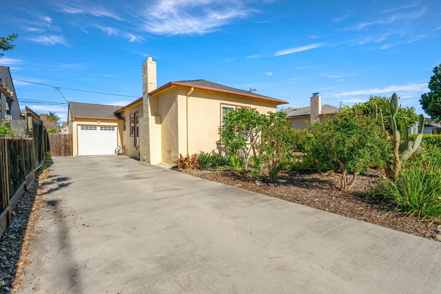 Detail Gallery Image 3 of 35 For 1376 N San Pedro St, San Jose,  CA 95110 - 2 Beds | 1 Baths