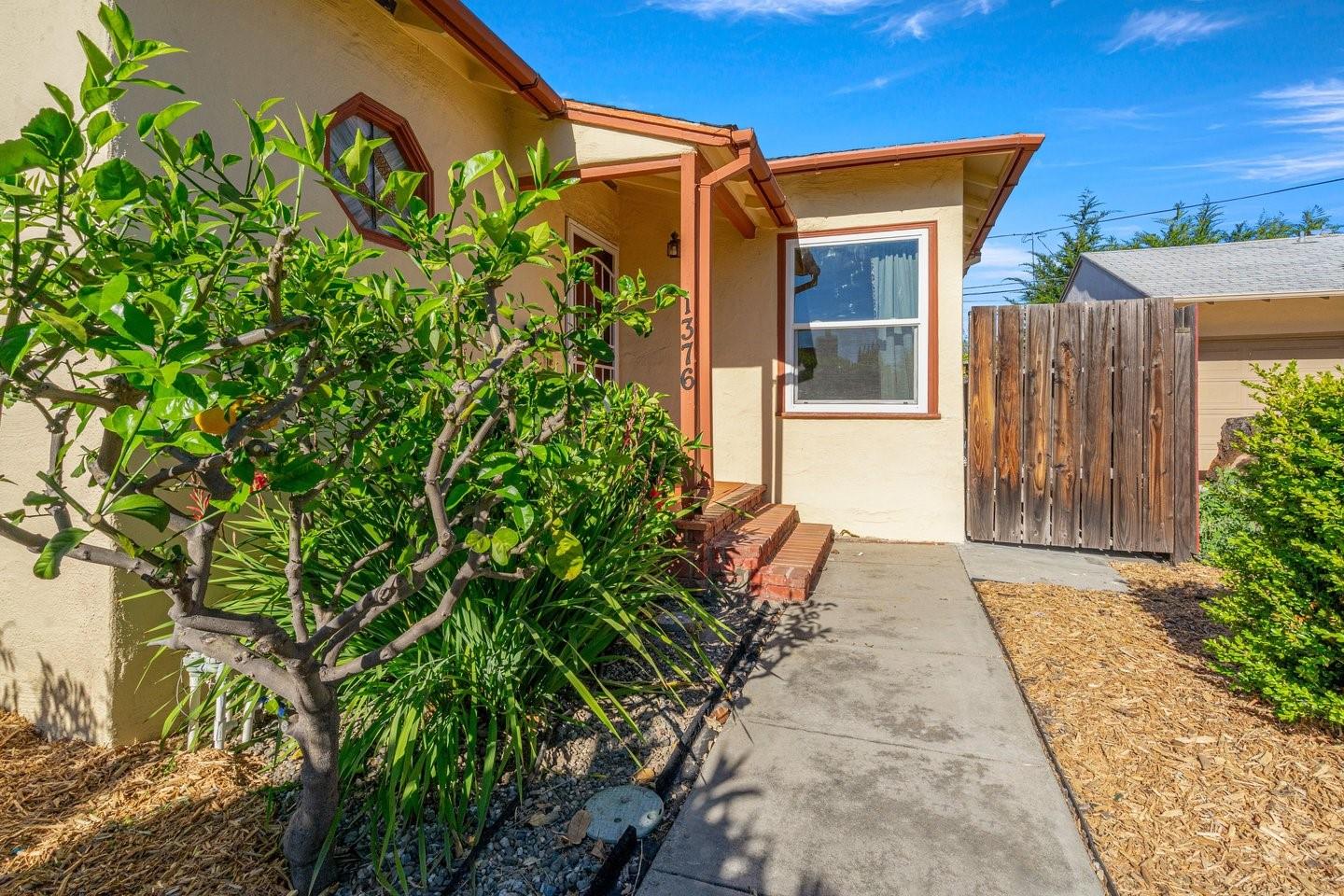 Detail Gallery Image 6 of 35 For 1376 N San Pedro St, San Jose,  CA 95110 - 2 Beds | 1 Baths