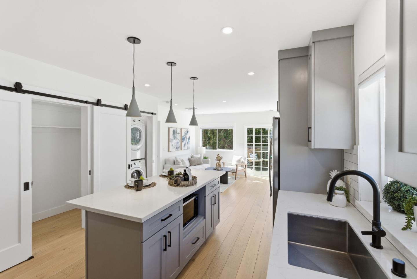 Detail Gallery Image 20 of 38 For 447 Lux Ave, South San Francisco,  CA 94080 - 3 Beds | 3 Baths