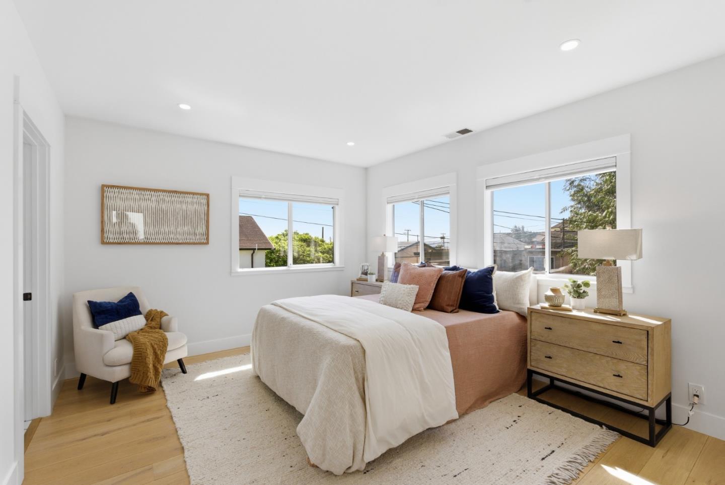 Detail Gallery Image 26 of 38 For 447 Lux Ave, South San Francisco,  CA 94080 - 3 Beds | 3 Baths