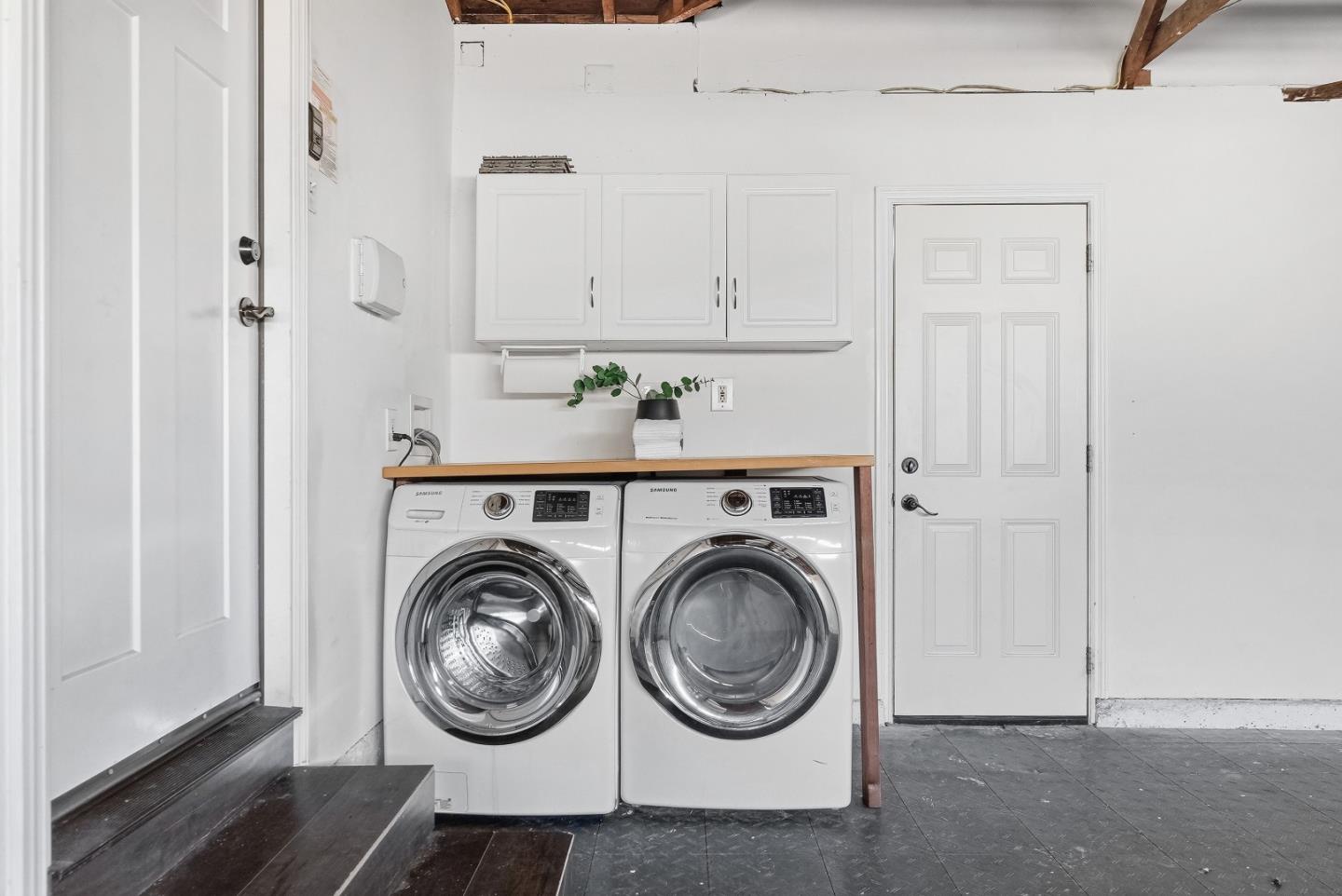 Detail Gallery Image 27 of 41 For 2359 Brown Ave, Santa Clara,  CA 95051 - 3 Beds | 2 Baths