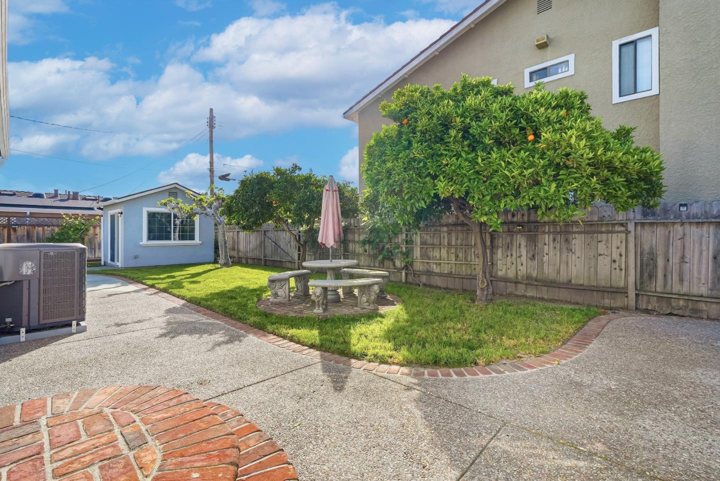 Detail Gallery Image 29 of 41 For 2359 Brown Ave, Santa Clara,  CA 95051 - 3 Beds | 2 Baths