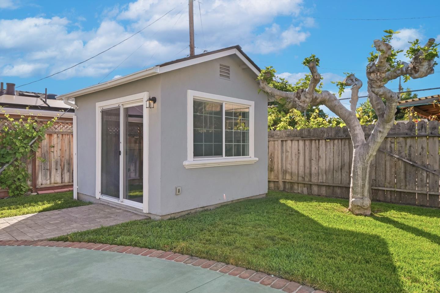 Detail Gallery Image 32 of 41 For 2359 Brown Ave, Santa Clara,  CA 95051 - 3 Beds | 2 Baths