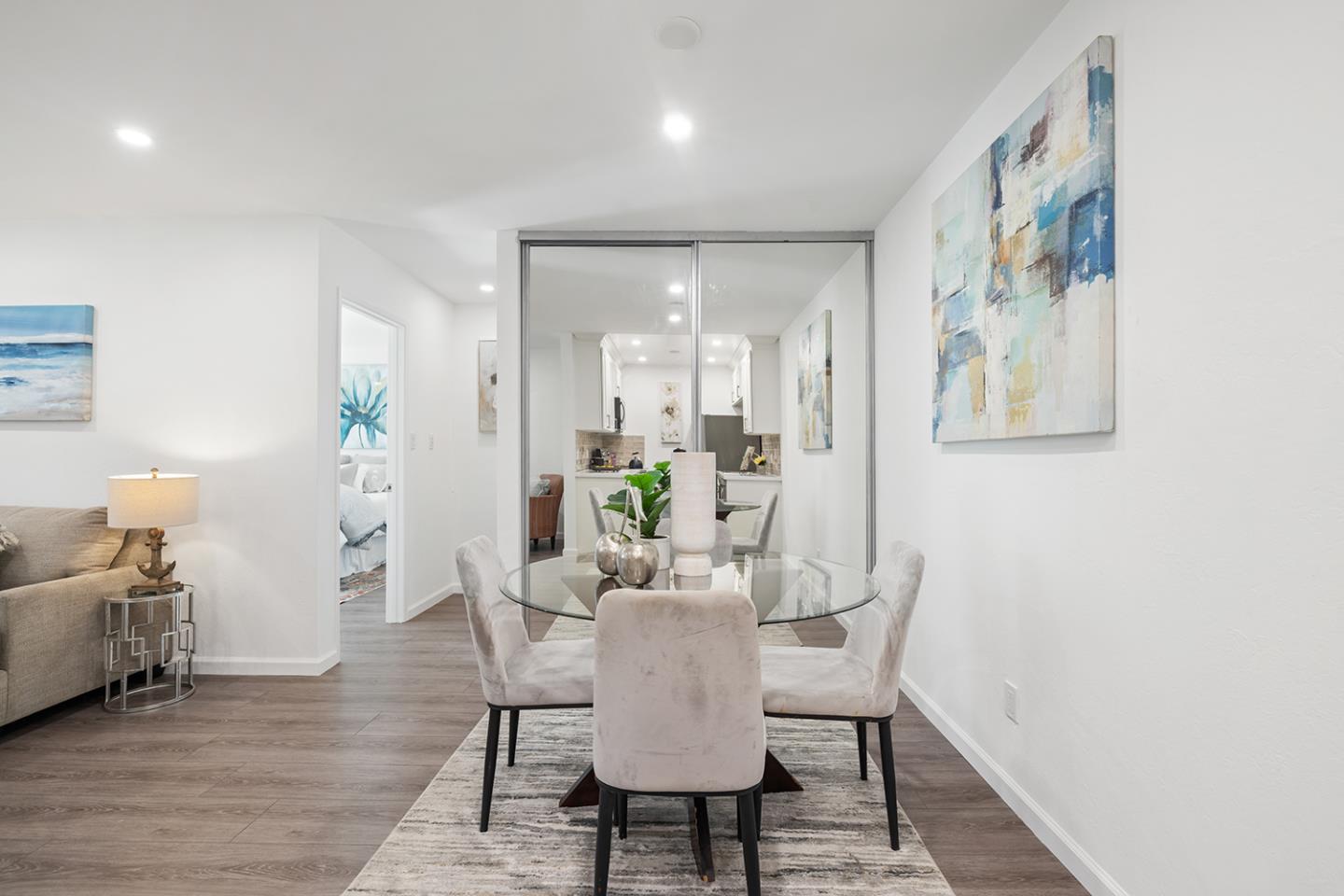 Detail Gallery Image 10 of 33 For 410 Boardwalk Ave Ave #19,  San Bruno,  CA 94066 - 1 Beds | 1 Baths