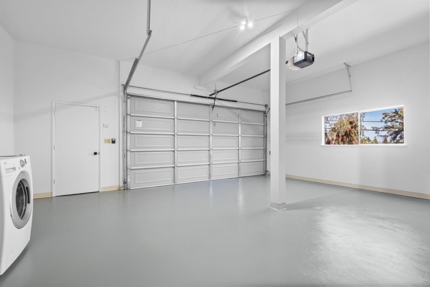 Detail Gallery Image 37 of 54 For 57 Madera Ave, San Carlos,  CA 94070 - 2 Beds | 2 Baths