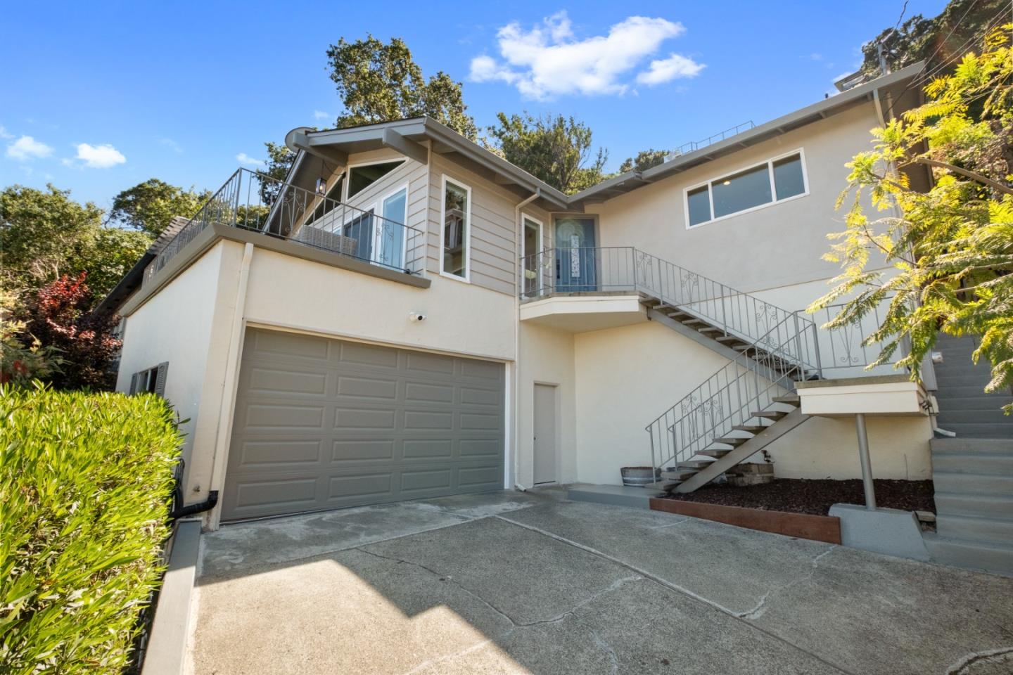 Detail Gallery Image 41 of 54 For 57 Madera Ave, San Carlos,  CA 94070 - 2 Beds | 2 Baths