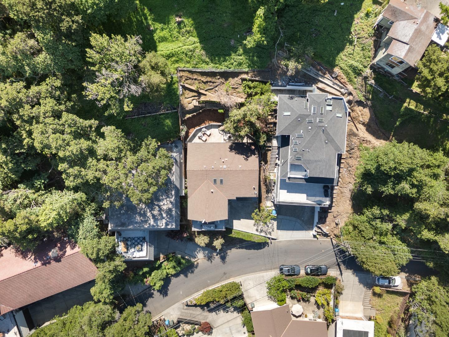 Detail Gallery Image 45 of 54 For 57 Madera Ave, San Carlos,  CA 94070 - 2 Beds | 2 Baths