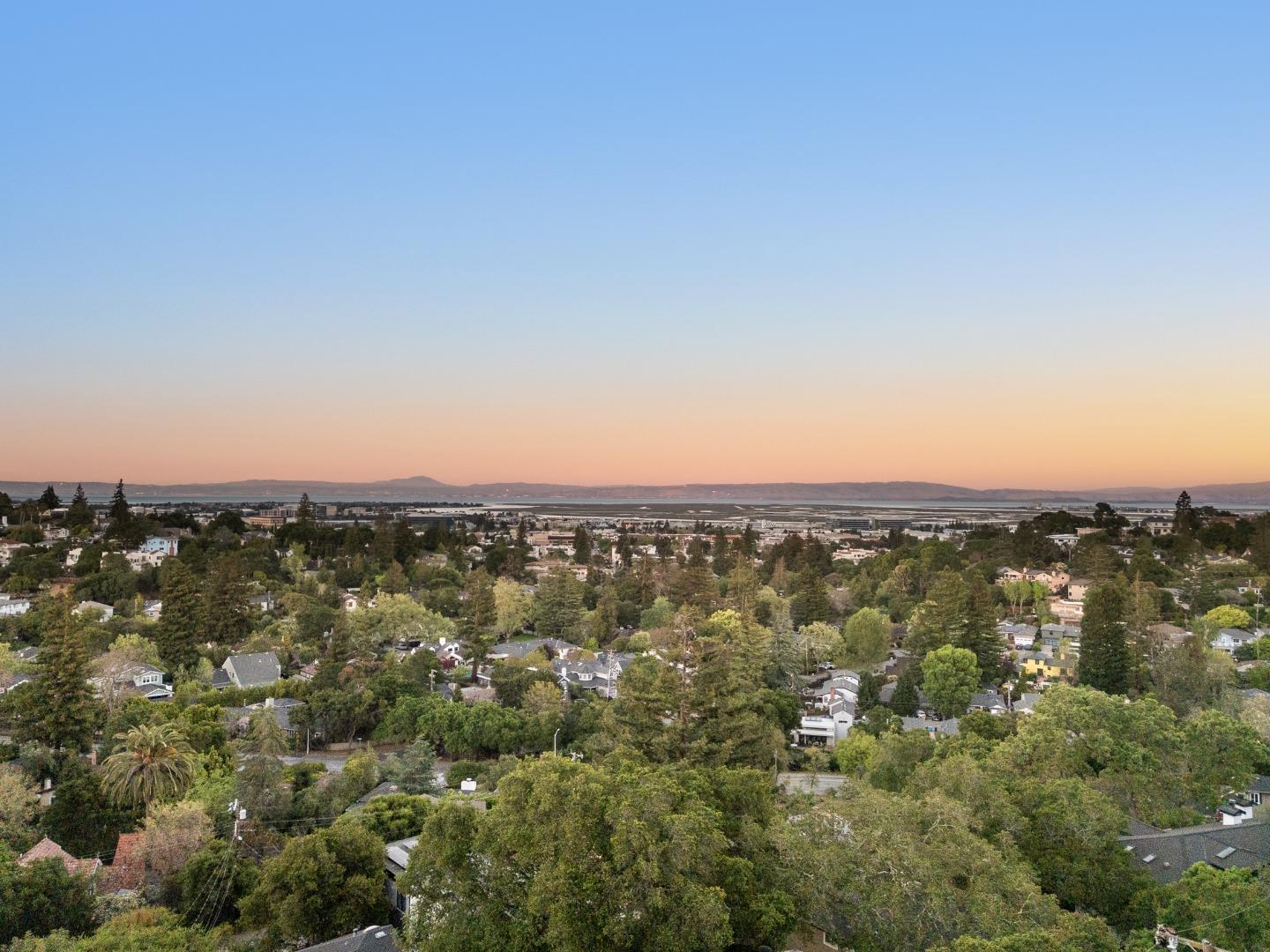 Detail Gallery Image 52 of 54 For 57 Madera Ave, San Carlos,  CA 94070 - 2 Beds | 2 Baths