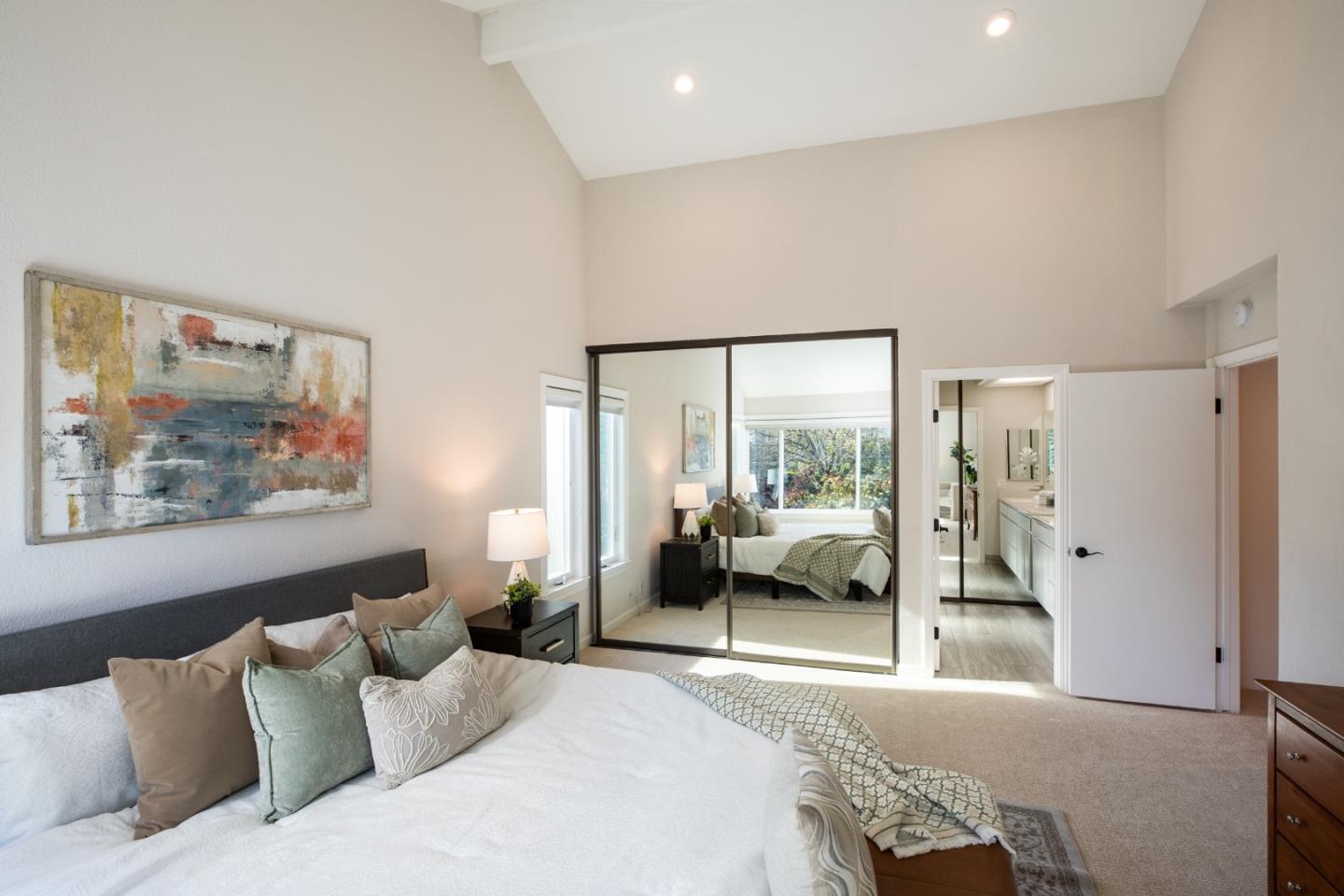 Detail Gallery Image 15 of 36 For 1123 Queensbridge, San Jose,  CA 95120 - 5 Beds | 3 Baths