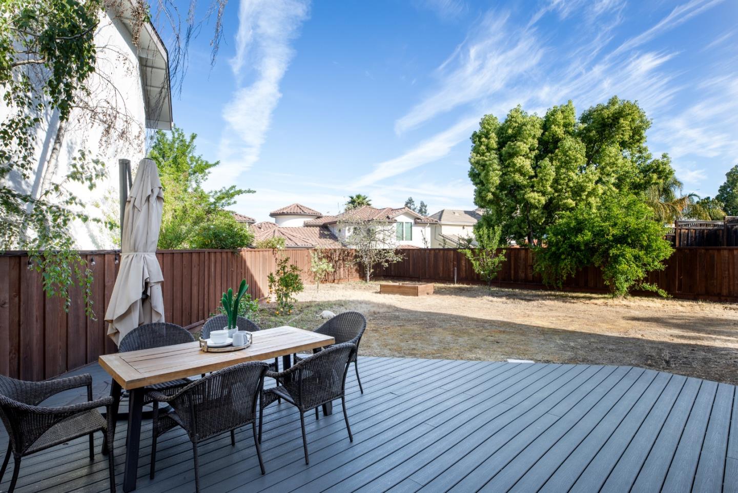 Detail Gallery Image 25 of 36 For 1123 Queensbridge, San Jose,  CA 95120 - 5 Beds | 3 Baths