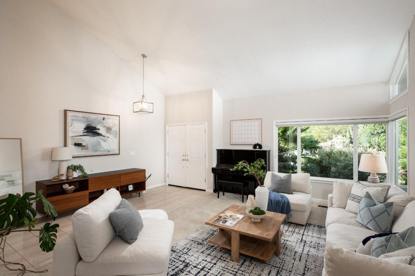 Detail Gallery Image 4 of 36 For 1123 Queensbridge, San Jose,  CA 95120 - 5 Beds | 3 Baths