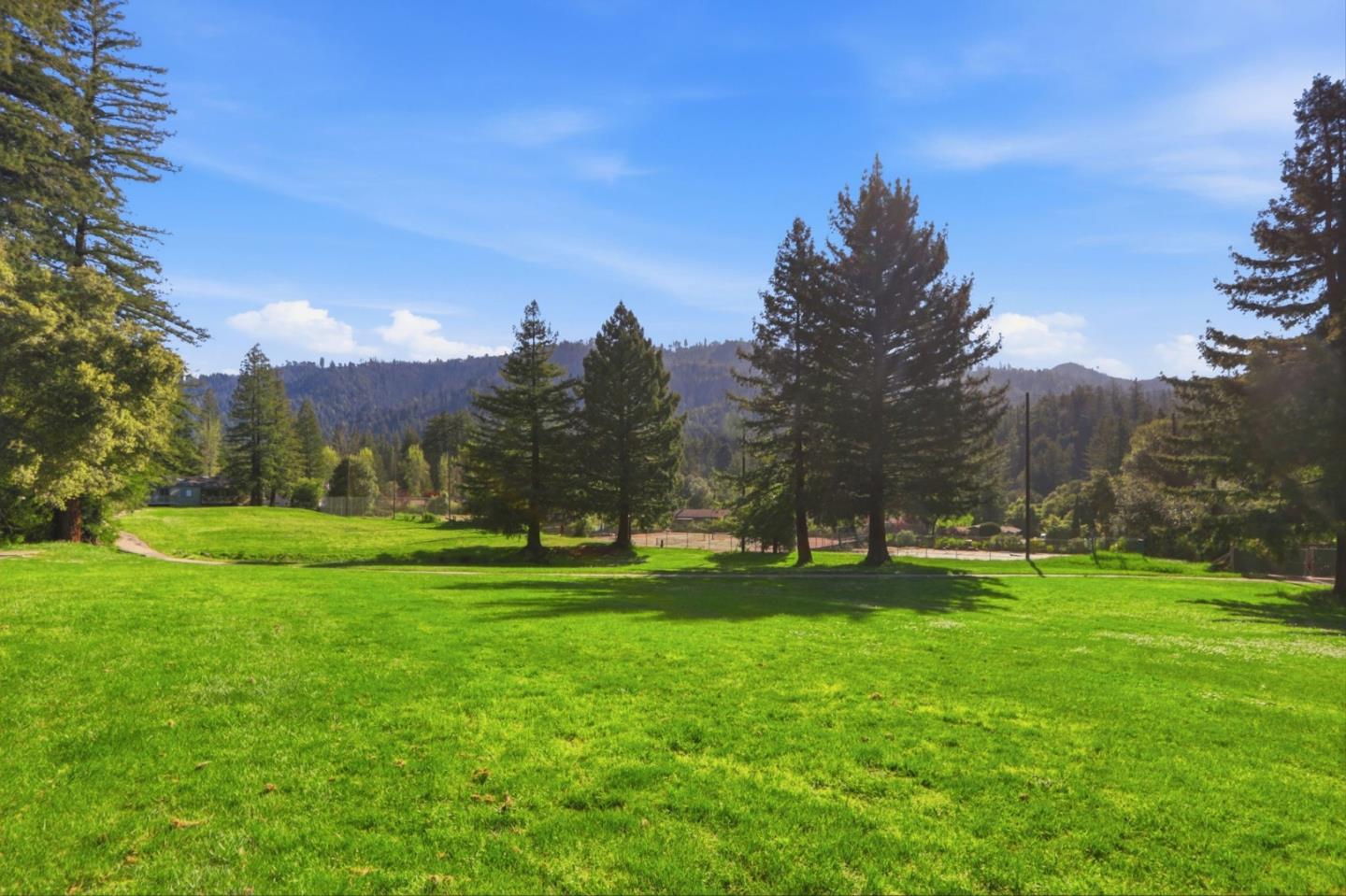 Detail Gallery Image 47 of 90 For 279 Anchor Ct, Boulder Creek,  CA 95006 - 2 Beds | 2 Baths